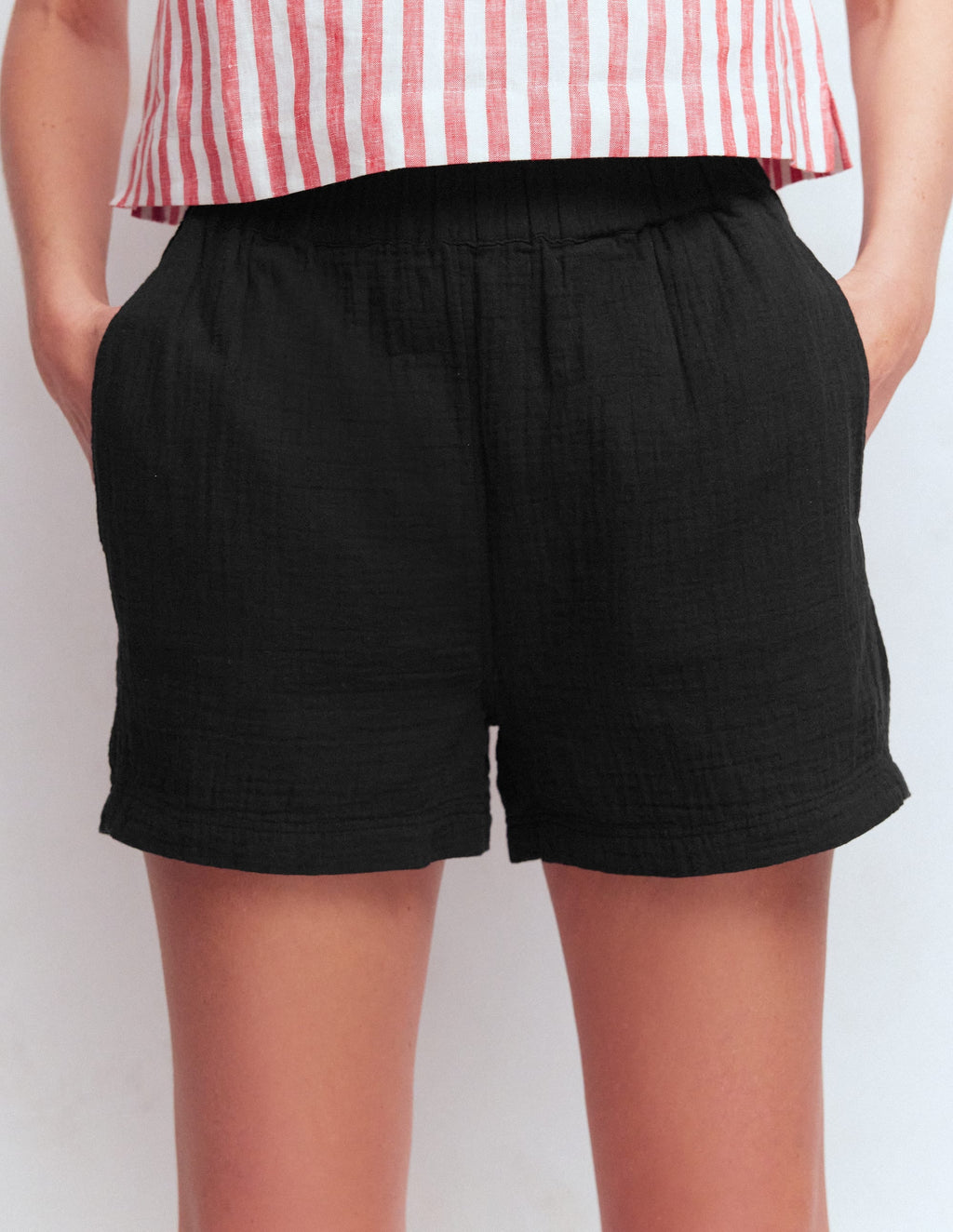 Pull-on Double Cloth Shorts-Black